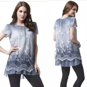 Simply Couture Floral Lace Tunic